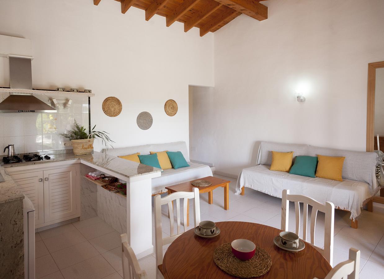 Viviendas Los Olivos - Formentera Break Пляж Миджорн Экстерьер фото