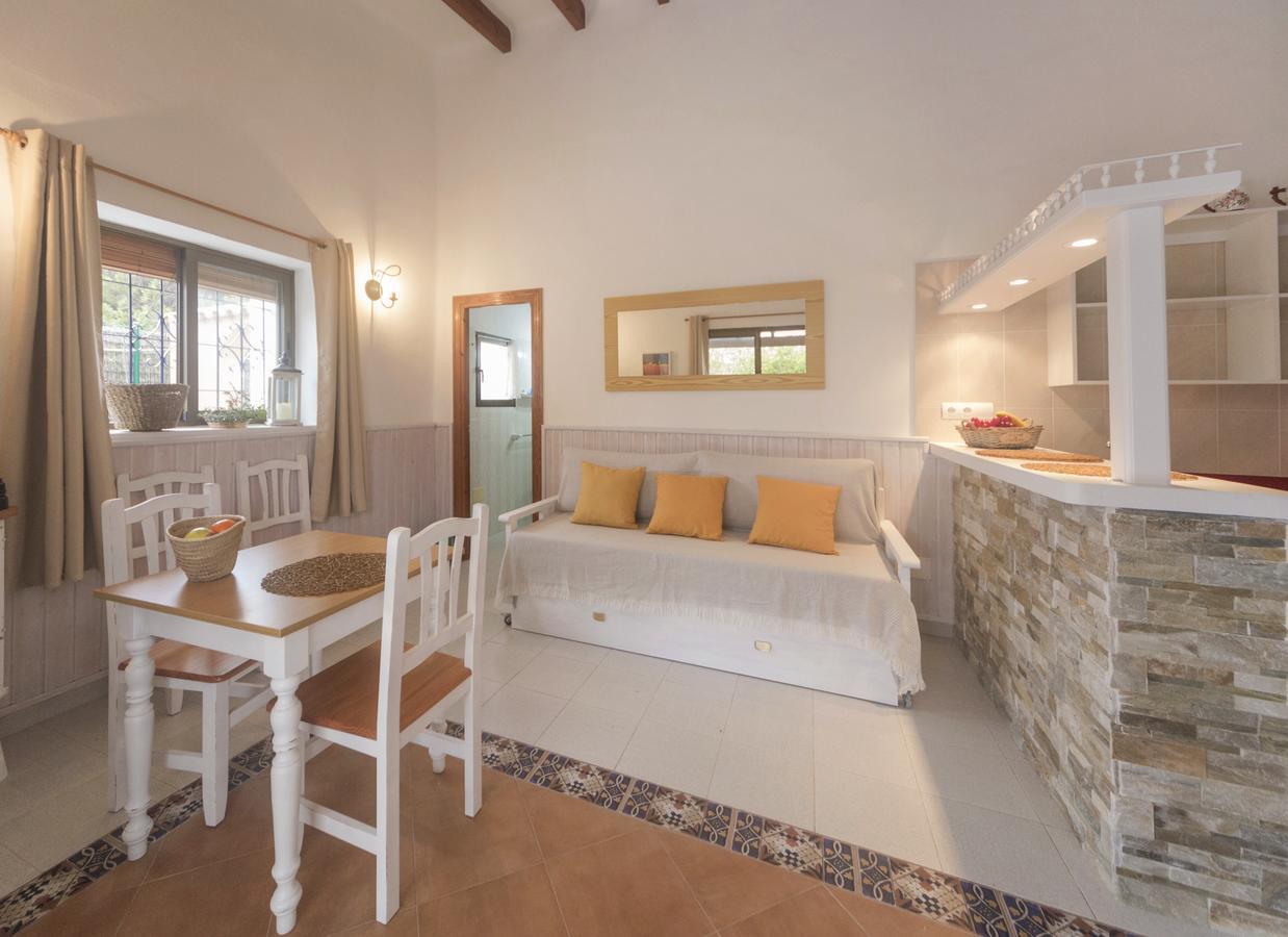 Viviendas Los Olivos - Formentera Break Пляж Миджорн Экстерьер фото